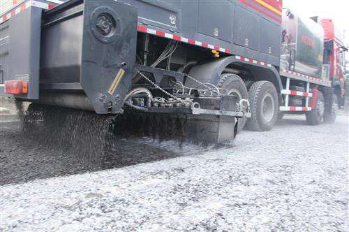 �������̎�����g�İl(f��)չ